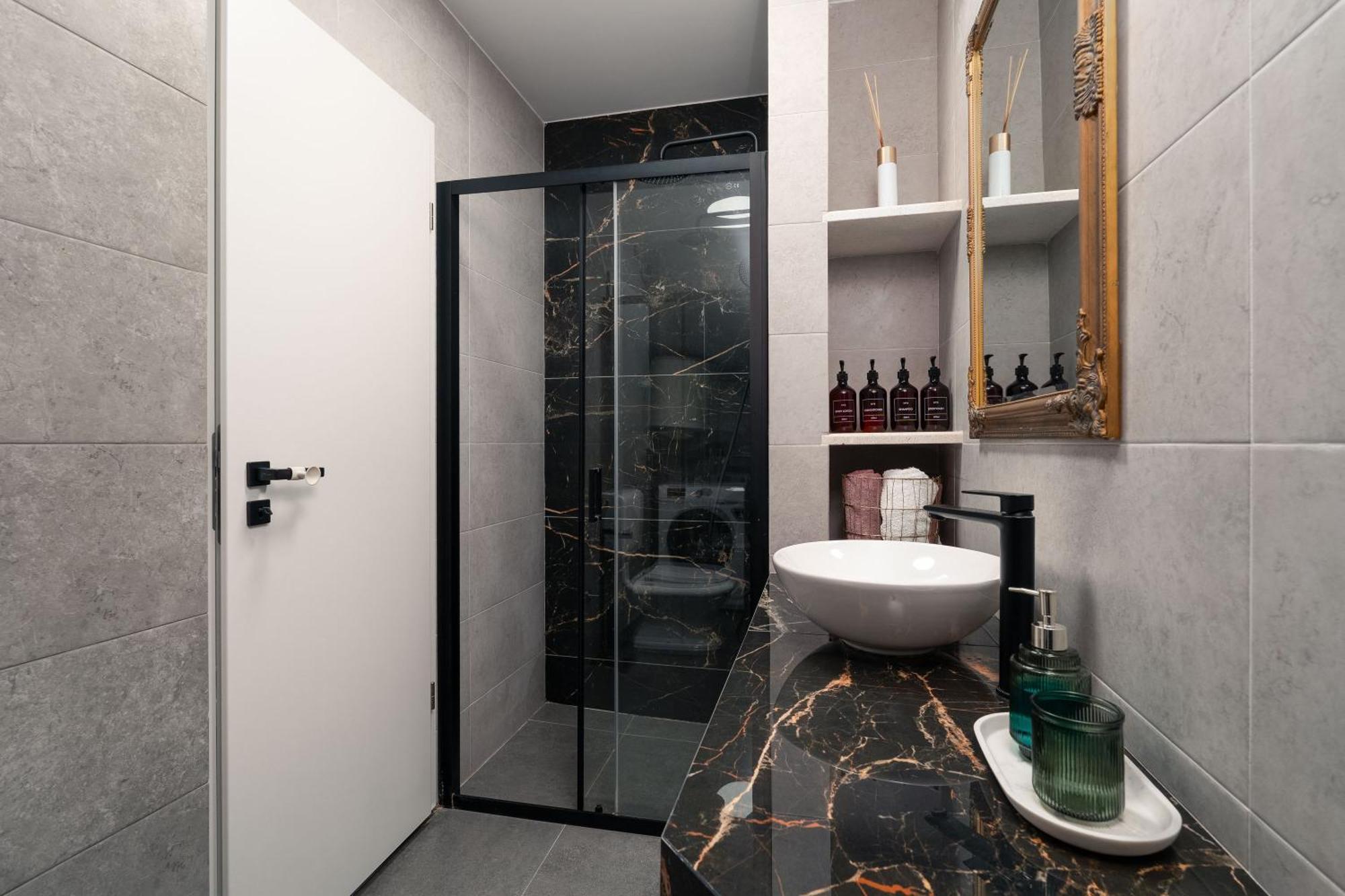 Sapphire Studio Apartment With Free Private Parking Dubrovnik Bagian luar foto
