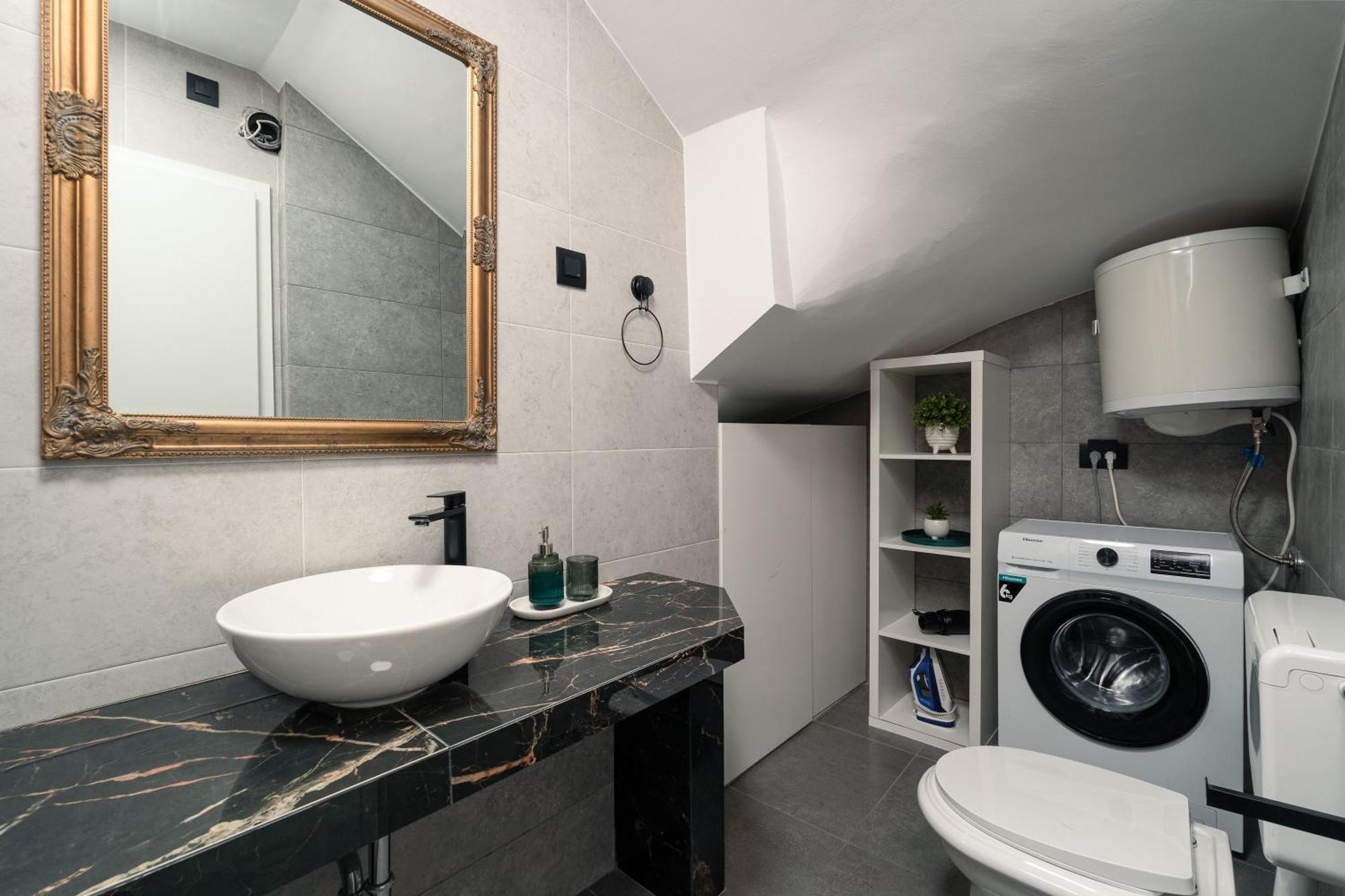 Sapphire Studio Apartment With Free Private Parking Dubrovnik Bagian luar foto