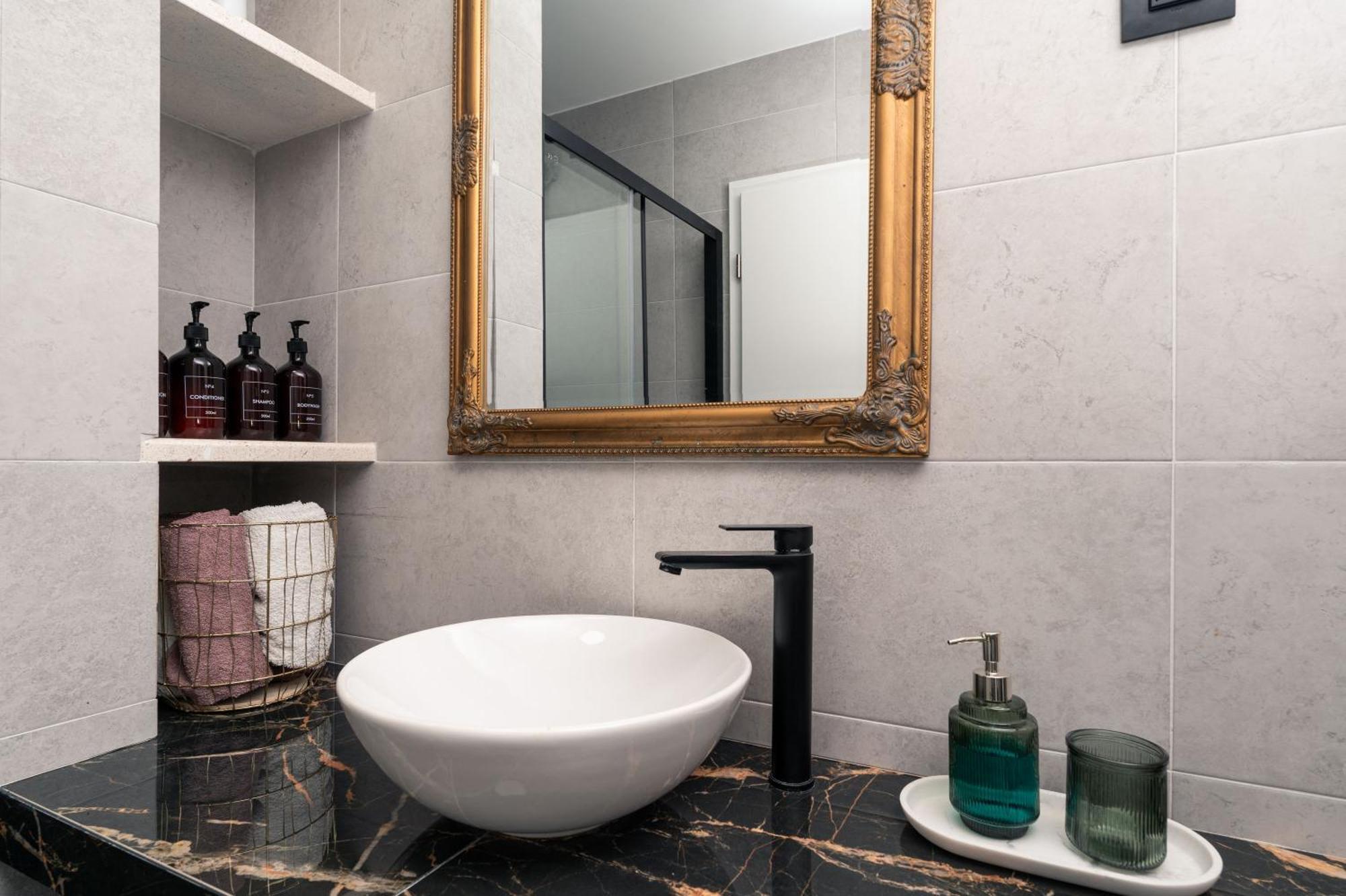 Sapphire Studio Apartment With Free Private Parking Dubrovnik Bagian luar foto